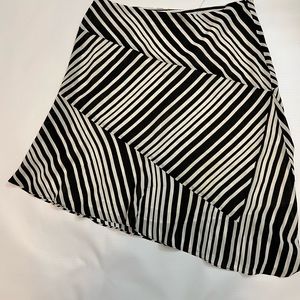 Beautiful skirt black and white